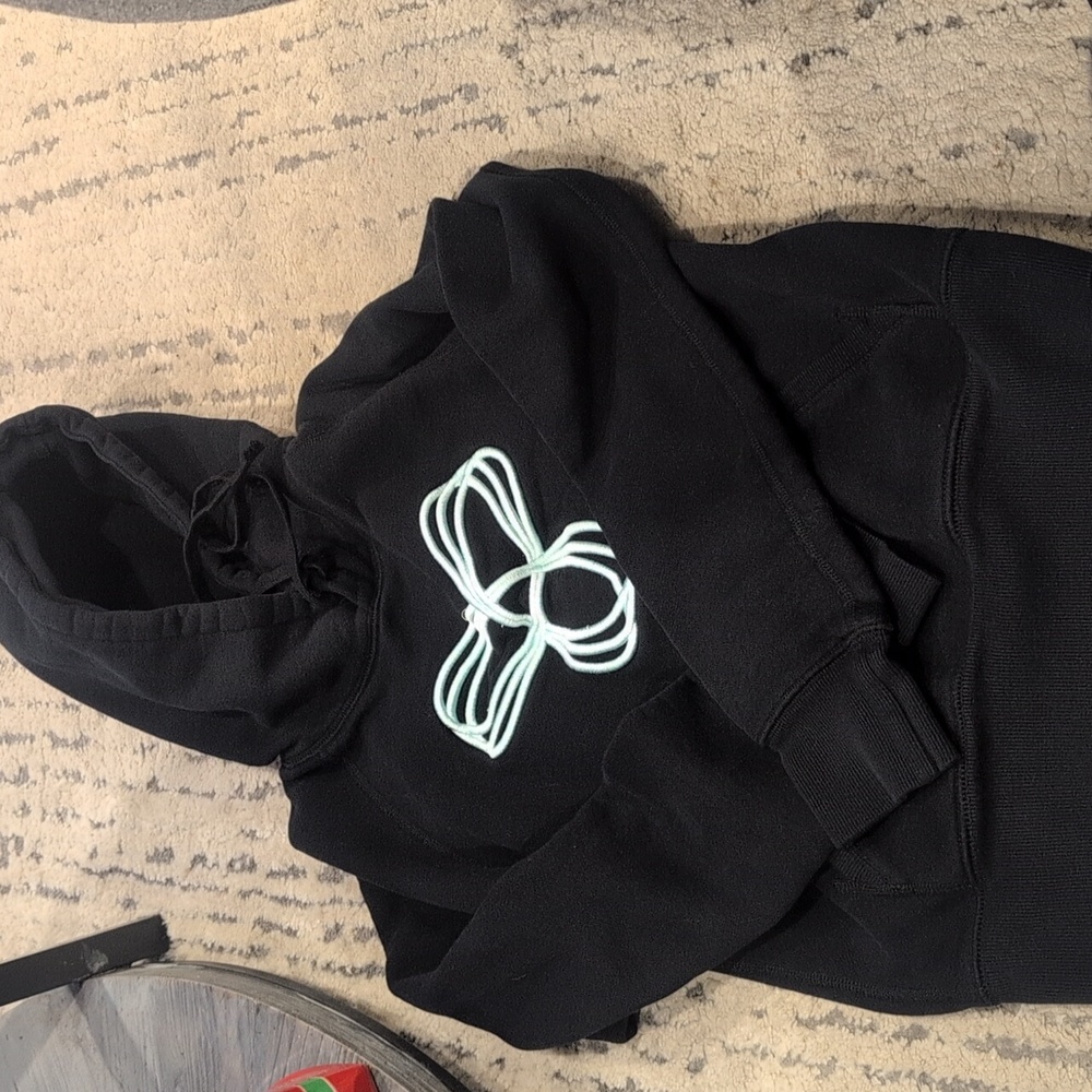 Aritzia TNA Black And Light Blue Pullover Hoodie - Picture 2 of 10